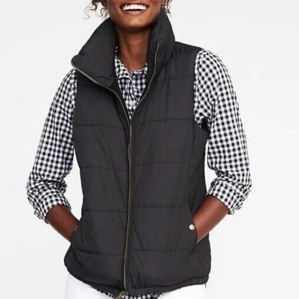 Old Navy Puffer Vest Full Zip Sleeveless Padded‎ Quilted Black Size SP Preppy